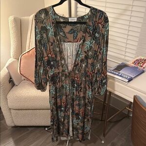 Evereve Multicolor Leaf Print duster